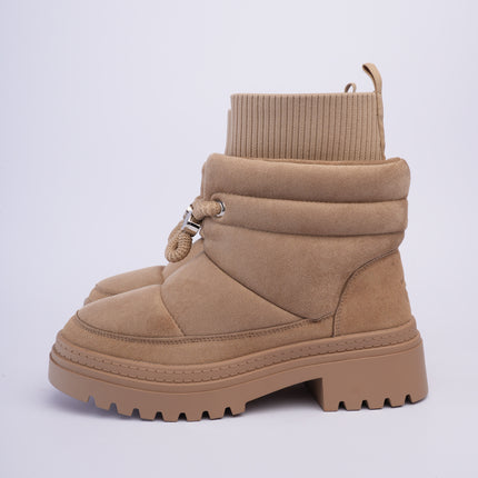 Botas tipo invierno de peluche camel