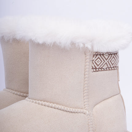 Botas ugg arena caña corta con plataforma y peluche