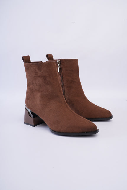 Botines de tacón minimalista café