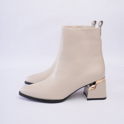 Botines de tacón minimalista hueso