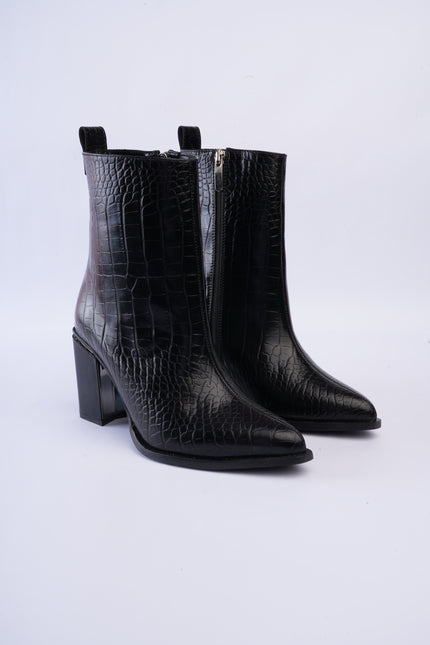 Botines negros altos textura croco