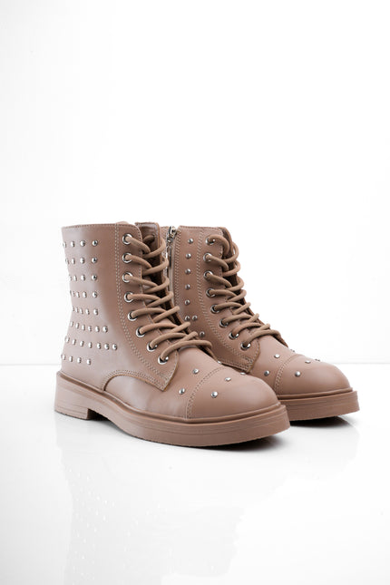 Botines taupe planos con taches