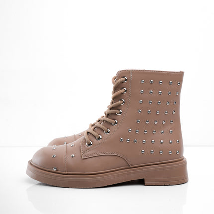 Botines taupe planos con taches