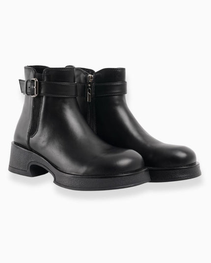 botín negro elegante con correa