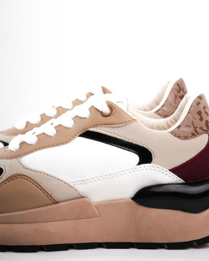 Tenis plataforma café con blanco y detalles