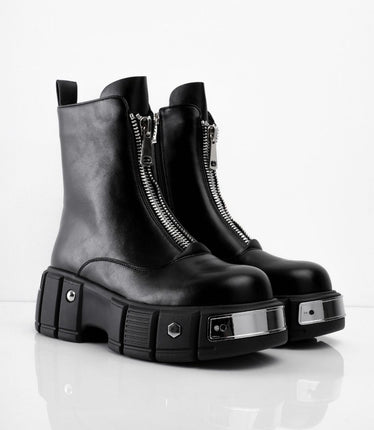 Botas negras cremallera y apliques