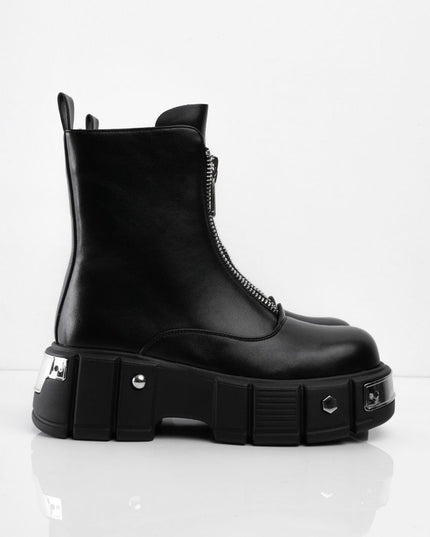 Botas negras cremallera y apliques