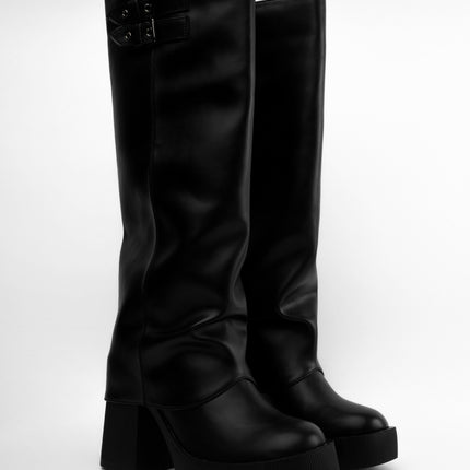 Bota larga negra corrugada x tacón ancho