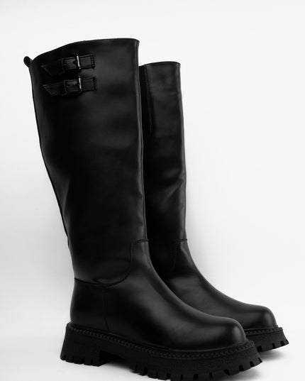 Bota larga negra hebillas superiores