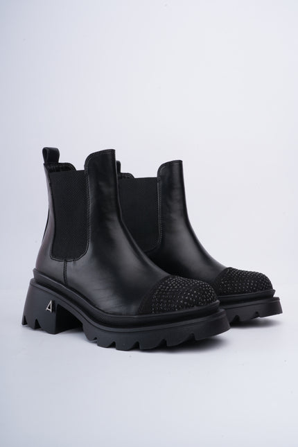 Botines negros puntera brillante