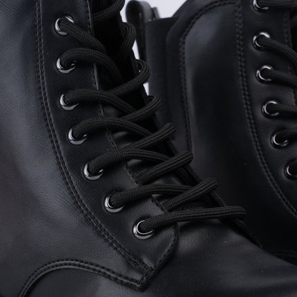Botines negros estilo militar