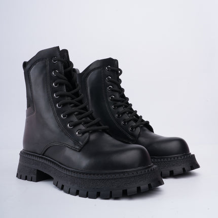 Botines negros estilo militar