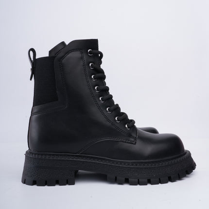 Botines negros estilo militar