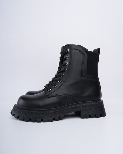Botines negros estilo militar