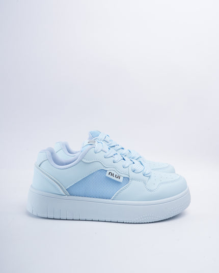 Tenis azules básicos