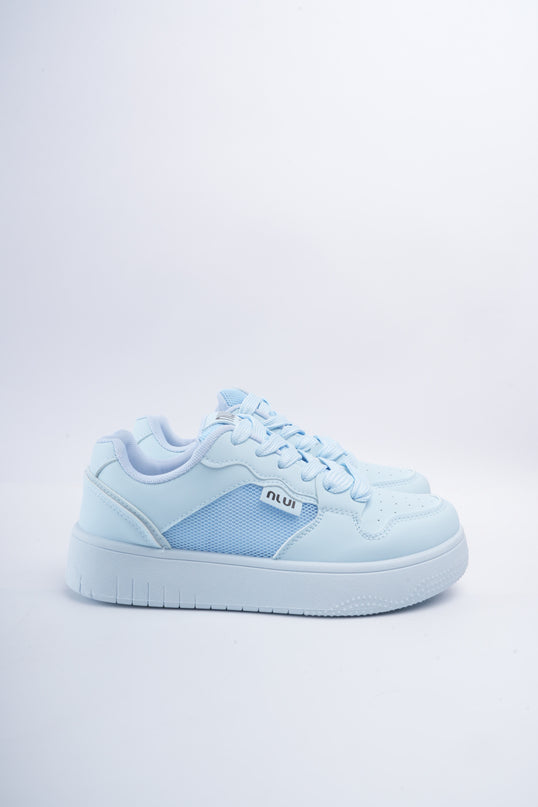 Tenis azules básicos