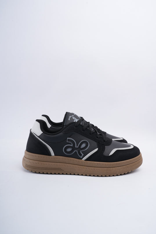 Tenis negros x gamuza