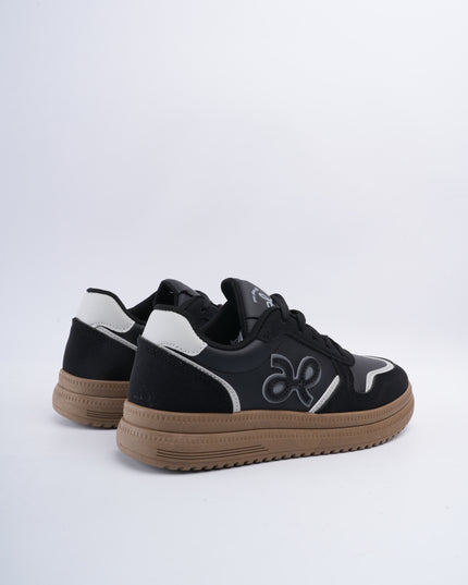 Tenis negros x gamuza