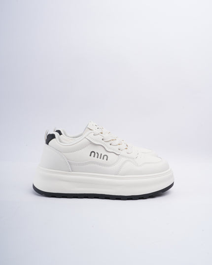 Tenis blancos x negro clásicos