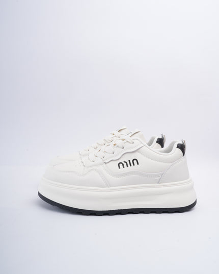 Tenis blancos x negro clásicos