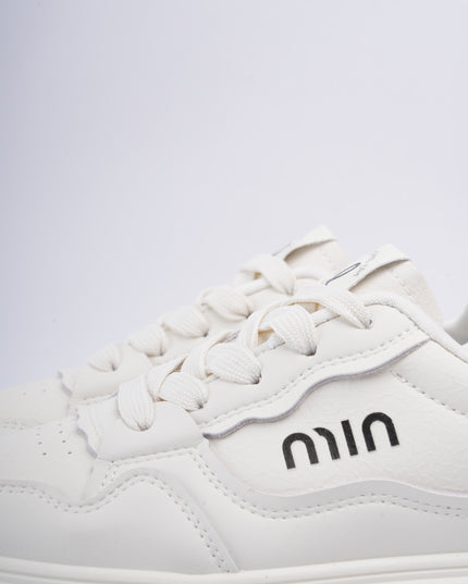 Tenis blancos x negro clásicos
