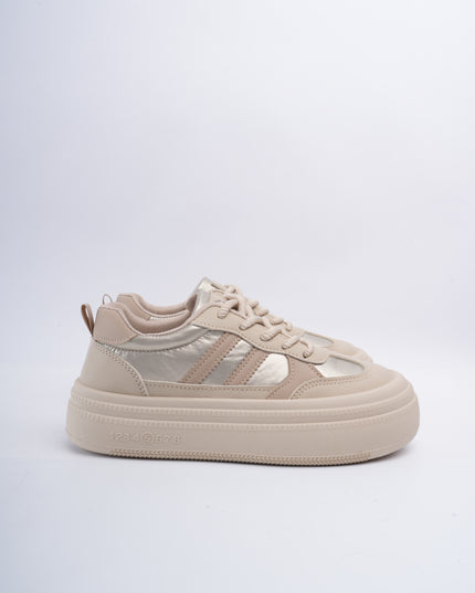 Tenis con diseño kaki