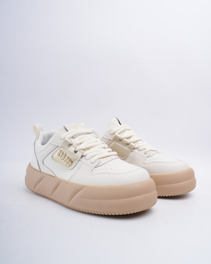 Tenis blancos x dorado