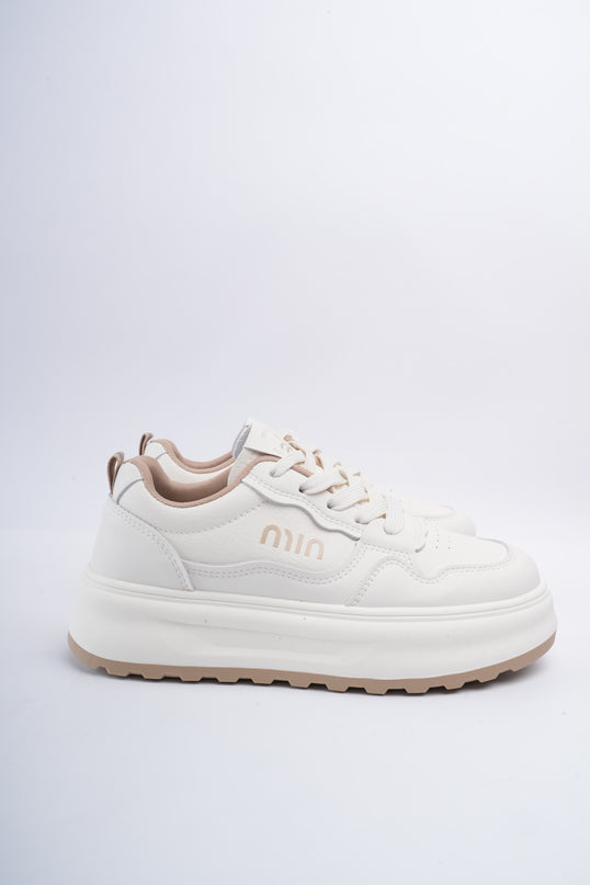 Tenis blancos x beige clásicos