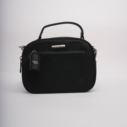 Bolso negro mediano sencillo