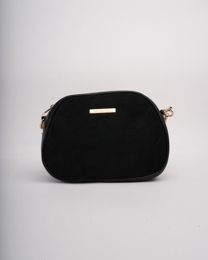 Bolso negro acolchado x grabado
