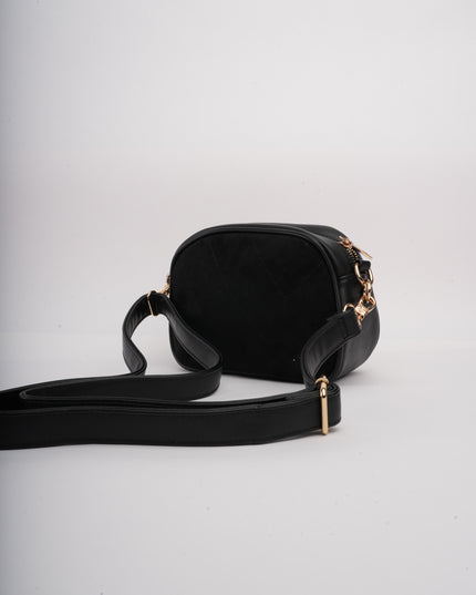 Bolso negro acolchado x grabado