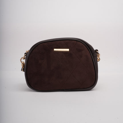 Bolso café acolchado x grabado
