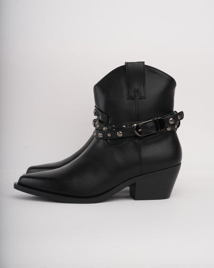 Botines negros tipo texano x correas