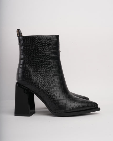Botines negros tipo croco