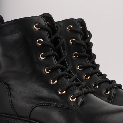 Botín negro cordones básico