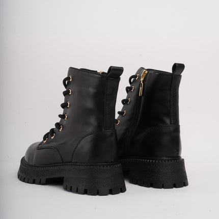 Botín negro cordones básico