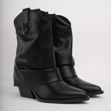 Botas negras texanas con caña arrugada