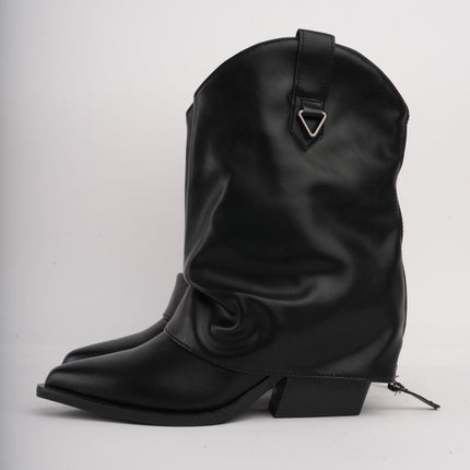 Botas negras texanas con caña arrugada