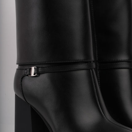 Botas negras altas x puntera metálica