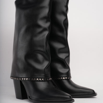 Botas caña media negras x taches