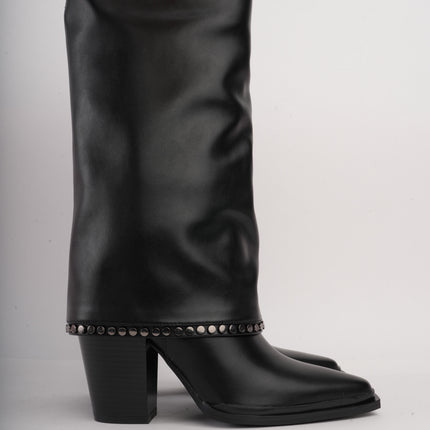 Botas caña media negras x taches