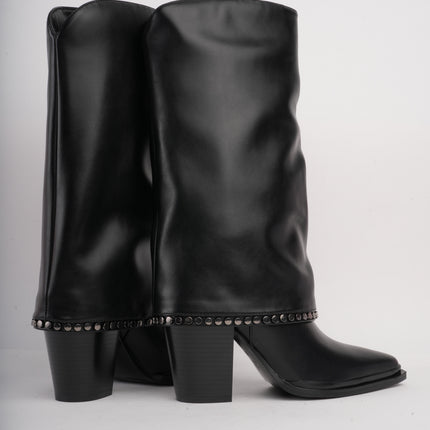 Botas caña media negras x taches