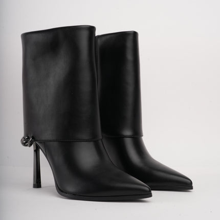 Botines de tacón negros x piercings