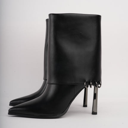 Botines de tacón negros x piercings