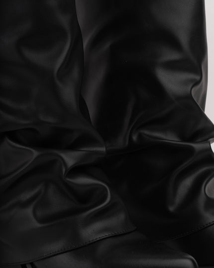 Botas largas negras corrugadas