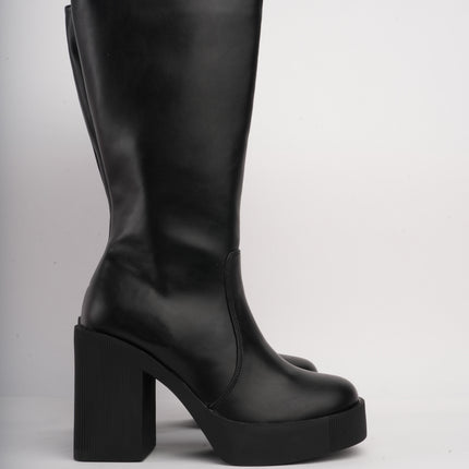 Botas altas tipo bratz negras