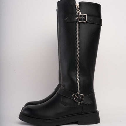 Bota larga plana negra x cremallera