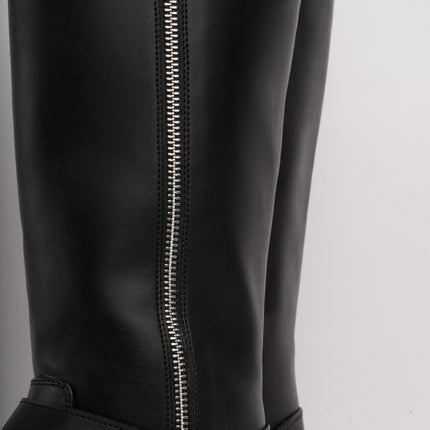 Bota larga plana negra x cremallera