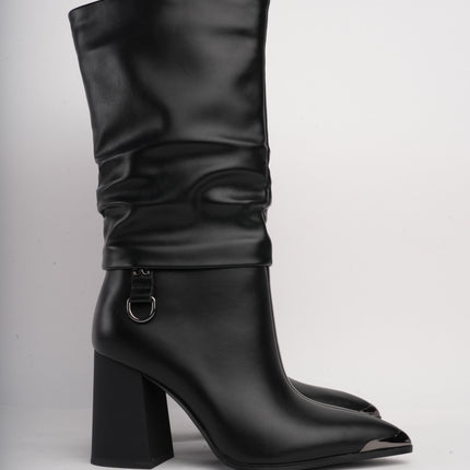 Botas de tacón negras corrugadas x hebilla