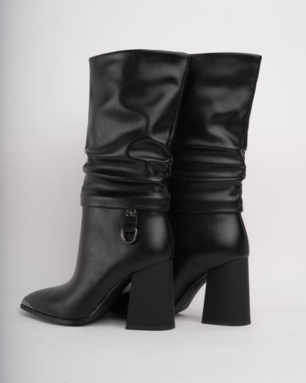 Botas de tacón negras corrugadas x hebilla